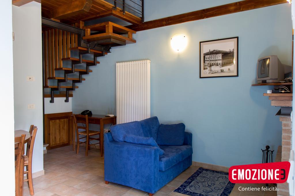 Country House Angelo Blu Urbania Kültér fotó