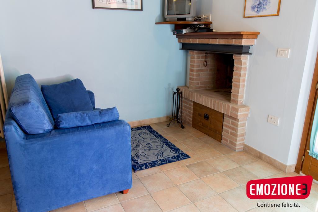 Country House Angelo Blu Urbania Kültér fotó